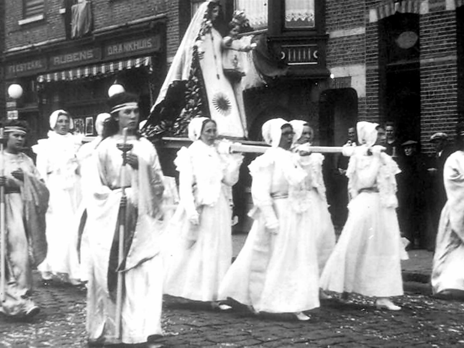 Rubens vroeger & nu | De Kookgek - Feestzaal Rubens